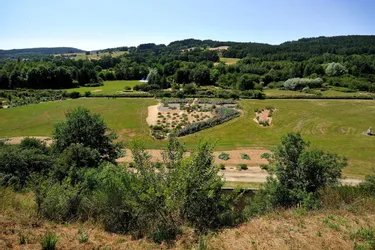 Les cinq continents du Jardin pour la Terre à Arlanc (Puy-de-Dôme) prêts à accueillir leurs premiers visiteurs à partir du jeudi 21 mai