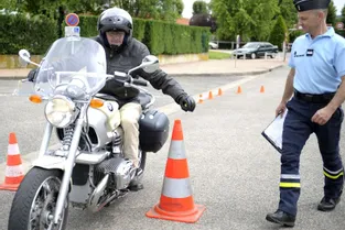 Les motards de la gendarmerie et la Préfecture de l’Allier ont organisé leur rallye sécurité routière