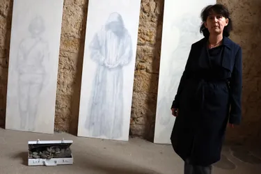 Exposition à Saint-Nizier-sous-Charlieu : Christelle Vadrot-Vieville explore la fragilité du vivant au Couvent des Cordeliers