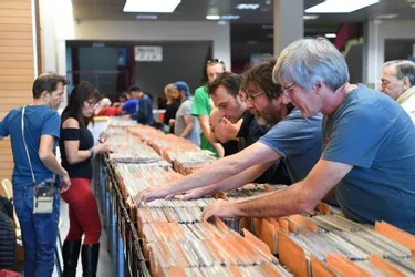 Plus de 350.000 vinyles à fouiner pour la 33e fête du disque à Clermont-Ferrand