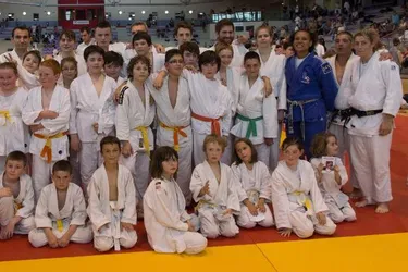 Les judokas rencontrent des championnes