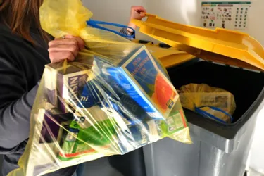 Les sacs jaunes de VVA n’iront bientôt plus à Cusset pour être triés