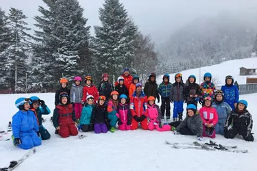 Les élèves de CM1 en classe de neige