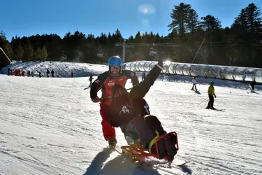 Station du Lioran : des séances de ski pour les personnes handicapées