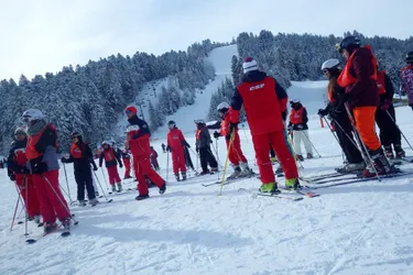 Les élèves de quatrième du Cantal se sont initiés au ski durant un mois