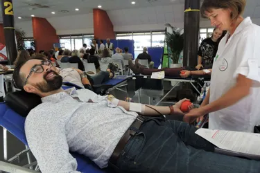 Un don de sang se déroule ce mercredi au stade Michelin à Clermont-Ferrand pour remplir les réserves