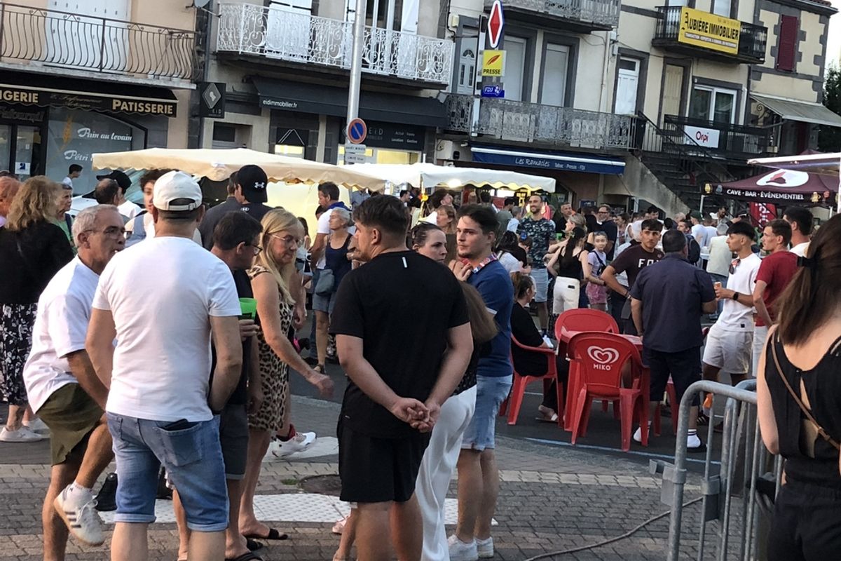 Aubière : succès d'affluence pour le lancement des Apér’Aubière avec le ...