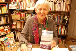 Le café-librairie Grenouille a accueilli l’auteure Véronique Demirdjian