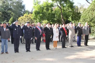L’hommage solennel aux Harkis avait lieu pour le département au jardin Henri-Vinay