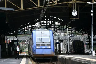 Des passagers bloqués des heures durant à hauteur des Chapélies, à Brive (Corrèze), dans un train Tulle-Bordeaux