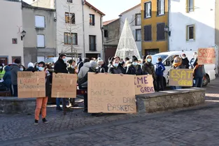 Les salariés de l'Adapei 63 des secteurs de Riom et Saint-Éloy-les-Mines (Puy-de-Dôme) en grève et mobilisés