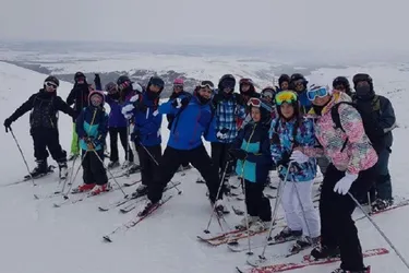 32 jeunes du Pôle ados sont partis au ski