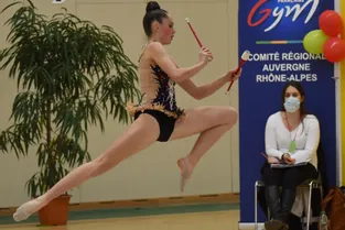 Cinq jeunes de Riom (Puy-de-Dôme) qualifiées pour les championnats de France de gymnastique rythmique