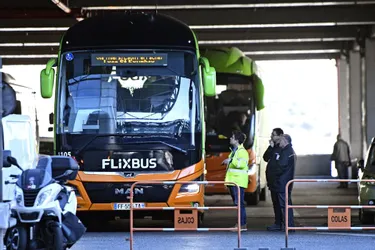 Bus immobilisé à Lyon pour suspicion de coronavirus : les résultats du test réalisé sur le chauffeur sont négatifs