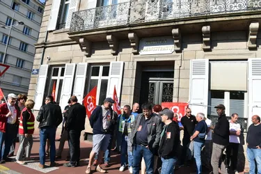 Après l'audience au tribunal administratif de Limoges, les ex-GM & S jouent les prolongations dans la rue