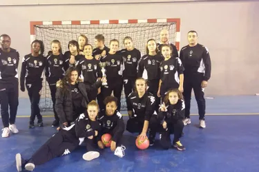 Futsal : les Cussetoises championnes d’Allier