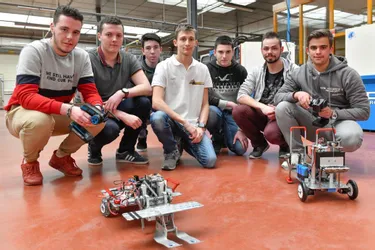 Des élèves en 2e année de GMP à Montluçon ont participé à un concours de robots au Havre