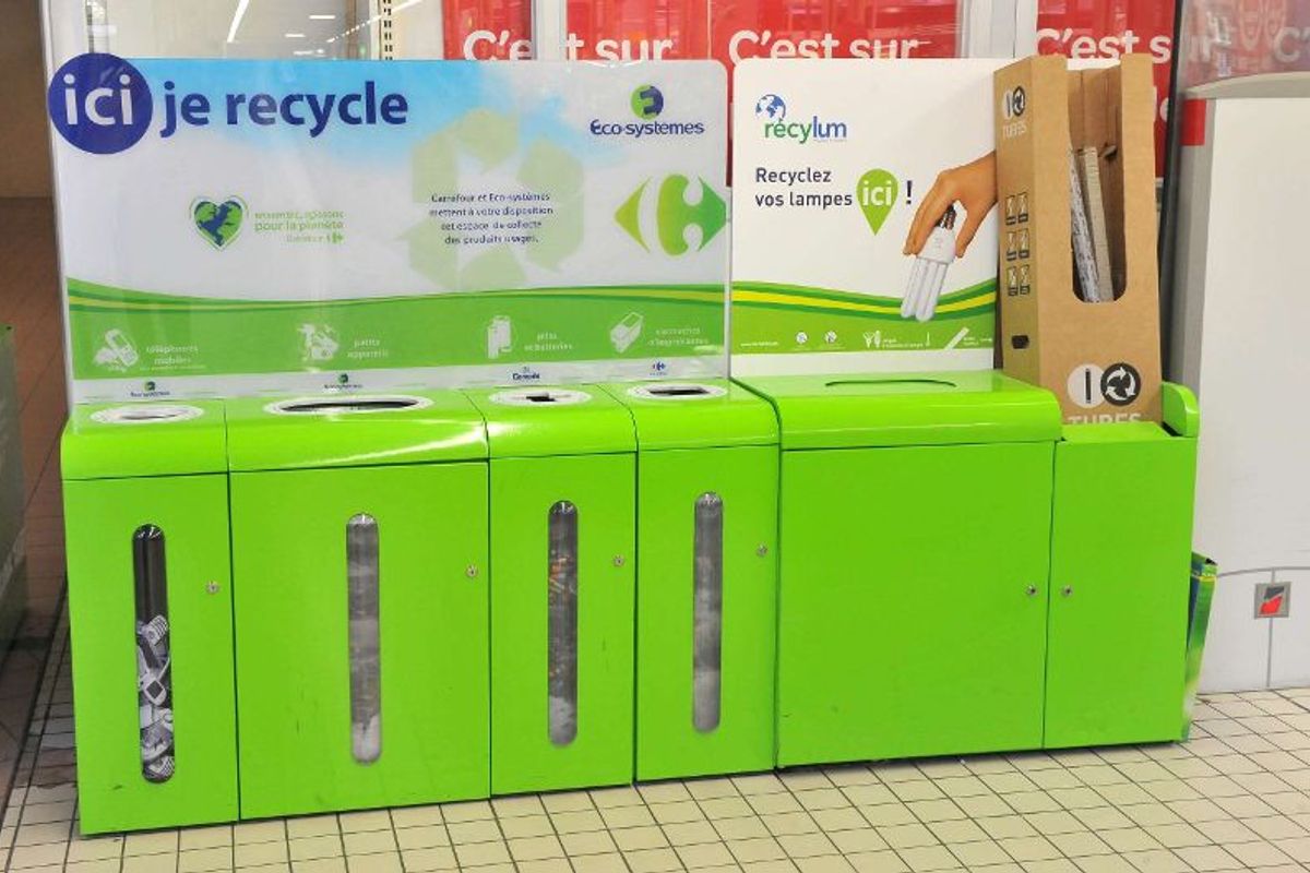 Carrefour Montluçon élu « Meilleur point de collecte » 2012