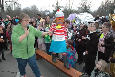 Un premier carnaval des écoles réussi