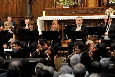 L’orchestre universitaire était, hier soir, en l’église Saint-Genès