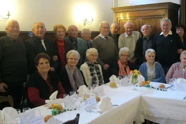 Un banquet pour fêter leurs 75 ans