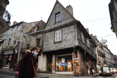 La Ville de Moulins (Allier) élargit ses aides aux commerces et lance une carte de fidélité