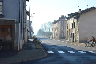 Puy-de-Dôme : de retour d'une fête de Noël, une élue meurt dans une collision