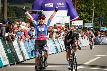 Le triplé aux championnats de France de l'Avenir pour la jeune cycliste loirétaine Léane Tabu