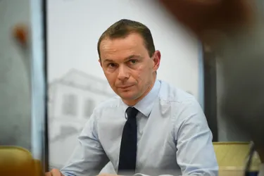 Le ministre Olivier Dussopt conteste l'idée d'un "arrangement", Matignon lui conserve sa confiance