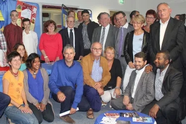 Un centre socio-culturel inauguré au Puy