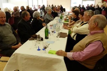 90 convives sont passés à table avec le comité local de la Fnaca