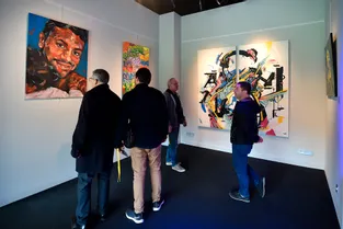 Art et rugby se rencontrent à Clermont-Ferrand dans une exposition temporaire à l'ASM Expérience
