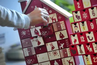 Des Cantaliens jouent les Pères Noël grâce à un calendrier de l'Avent virtuel mais des cadeaux bien concrets