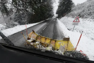 Circulation glissante sur les routes de haute et moyenne Corrèze ce dimanche, la vigilance neige-verglas maintenue
