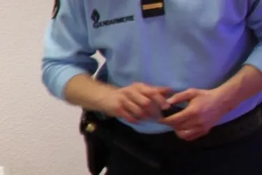 Un gendarme évoque les dangers représentés par la « Toile »