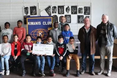 Le club Kiwanis soutient un projet d’école