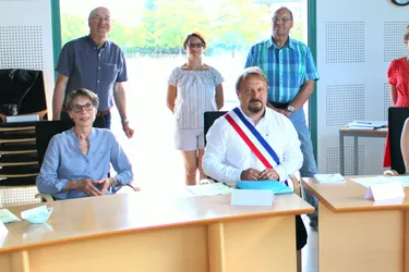 Guillaume Margelidon retrouve son fauteuil de maire de Toulon-sur-Allier