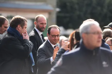 Aux obsèques de Gérard Bonnet, François Hollande a salué "l'homme de coeur et de rigueur"