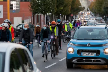 La cohabitation entre cyclistes et automobilistes est-elle possible à Clermont-Ferrand ?