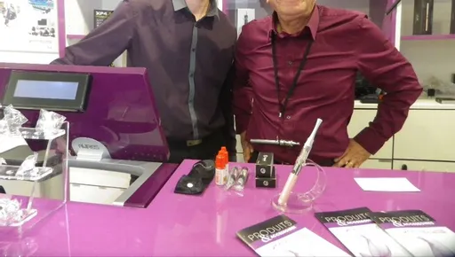 elfbar nachfüll pod läuft aus Magasin cigarette éléctronique à Nantes