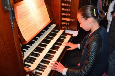 Les CM2 de l’école George-Sand ont joué de l’orgue à St-Genès