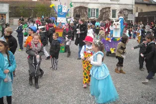 Les écoliers ont célébré Carnaval