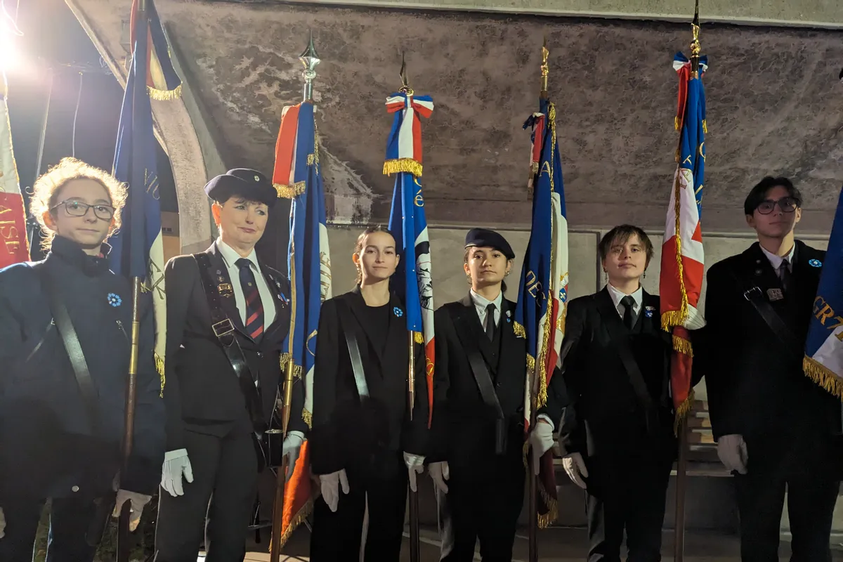 MDM (plastique) empire boite rigide fusilier 3ème rgt porte drapeau