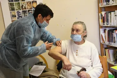En Creuse, les plus fragiles vont être vaccinés à domicile (ou presque)