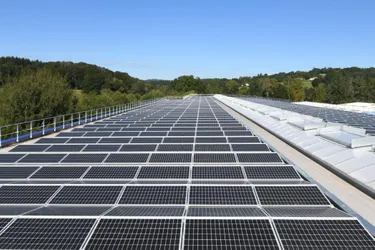 Des citoyens favorables à un parc photovoltaïque sur le Grand Guéret (Creuse)