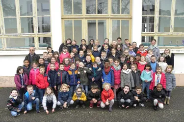 Une école de Dompierre initie la nouvelle plateforme numérique « La Trousse à projets » dans l'Allier