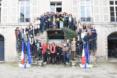 Dans le Puy-de-Dôme, 55 femmes se réunissent pour donner l’envie d’"oser" aux jeunes filles