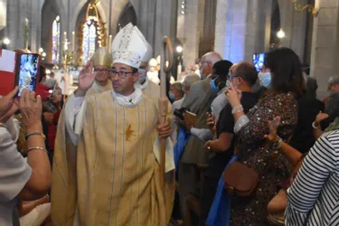 L'ordination de Mgr Didier Noblot, nouvel évêque de Saint-Flour (Cantal), s'est déroulée ce dimanche 12 septembre à la cathédrale