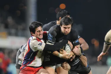 Rugby : le CA Brive s'impose 30-25 à Aix et recevera Aurillac en demi-finale (relire le direct)