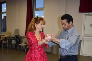 Danser le tango avec Tango Volcanique Auvergne